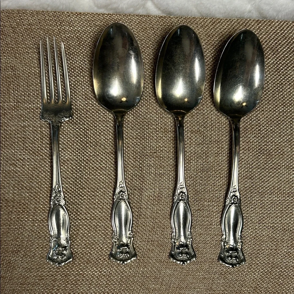 W A Rogers 1910 Silver-Nickel Orange Blossom Flatware Set - 3 Spoons & 1 Fork